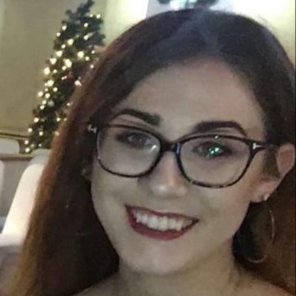 Meet your Posher, Jess - Picture 1 of 1